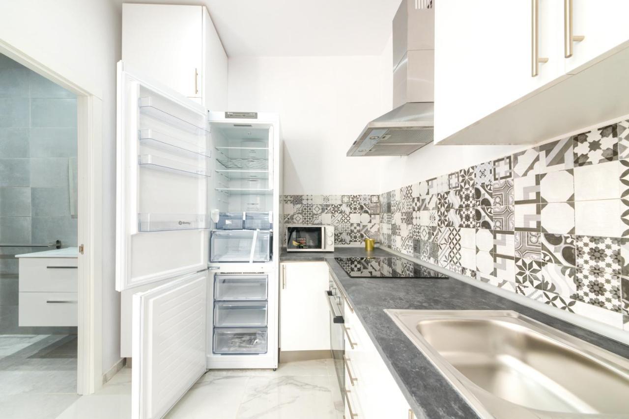 Apartamento Solano Apartment Кадис Екстериор снимка
